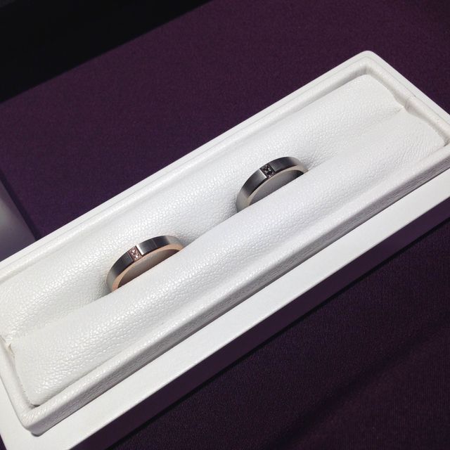 【俄(にわか)の口コミ】 細身のものやカーブなどが多い最近の指輪の中でも、年をとってからでも飽…