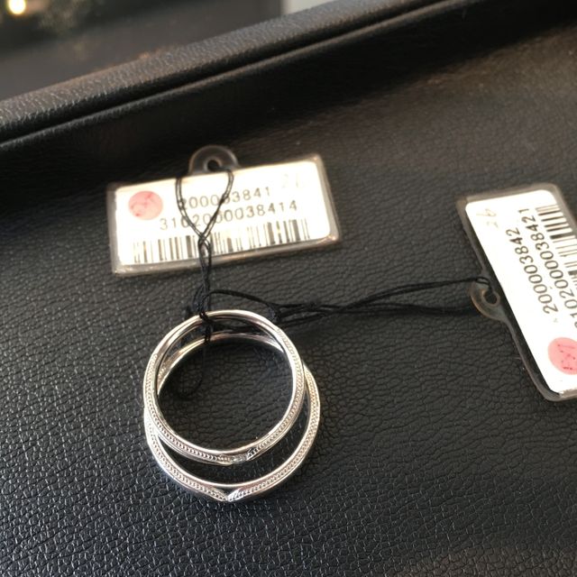 【エクセルコダイヤモンド(EXELCO DIAMOND)の口コミ】 ネットで調べ、デザインが一目惚れしたのがエクセルコダイアモンドのエリ…