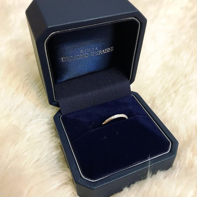 【銀座ダイヤモンドシライシの口コミ】 日常的につけていられるもの、ということで探しました。
ひねったようなラ…