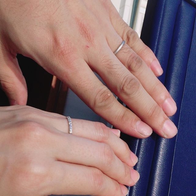 【銀座ダイヤモンドシライシの口コミ】 ダイヤモンドの輝きが他の店舗よりも素晴らしかったです。細身でシンプル…