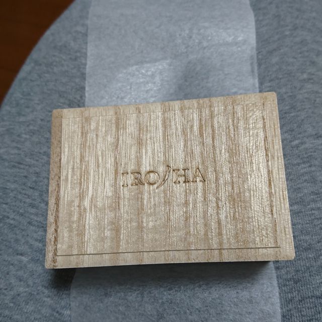 【彩乃瑞(IRONOHA)の口コミ】 披露宴会場が庭園のため、和の雰囲気があるものにしました。普段は指輪を…