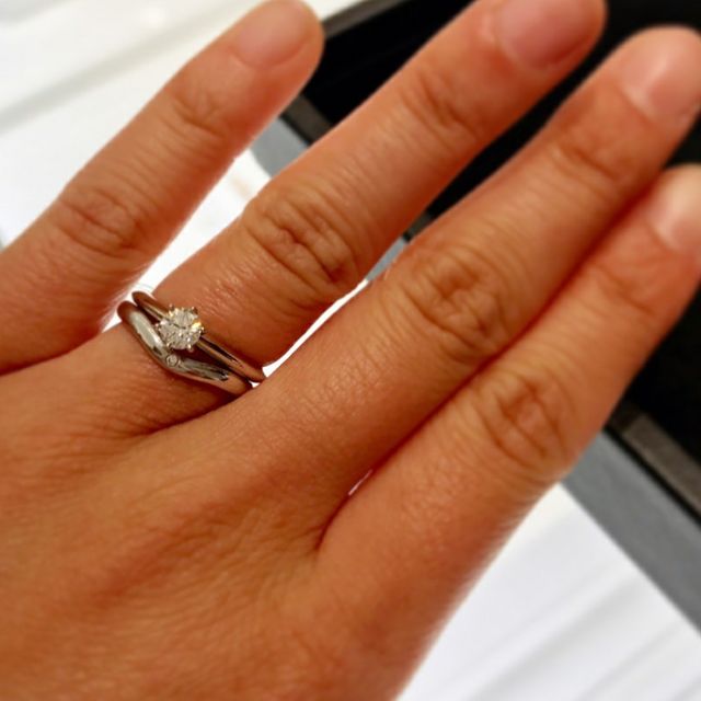 【ティファニー(Tiffany & Co.)の口コミ】 婚約指輪はティファニーとずっと思っていたので、憧れの意味も込めて結婚…
