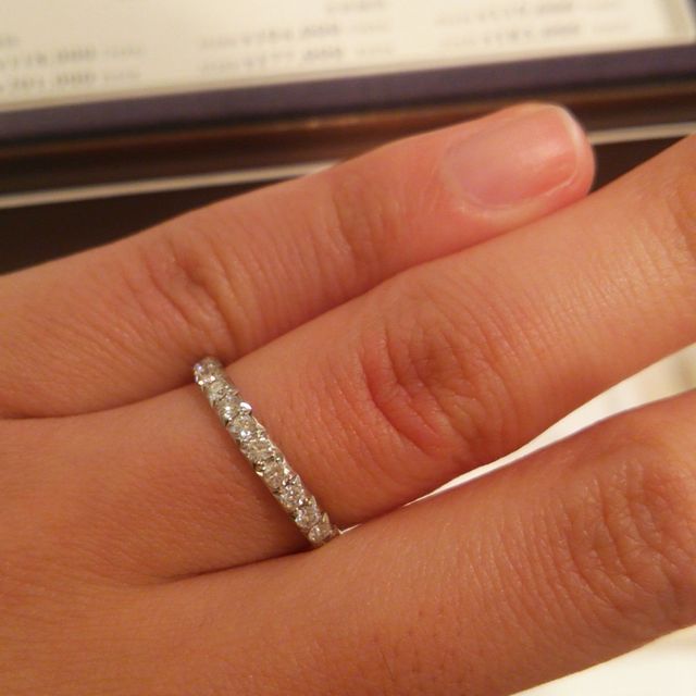 【俄(にわか)の口コミ】 にわかの指輪全体に思ったのは、着け心地が良いという事です。
ことほぎに…
