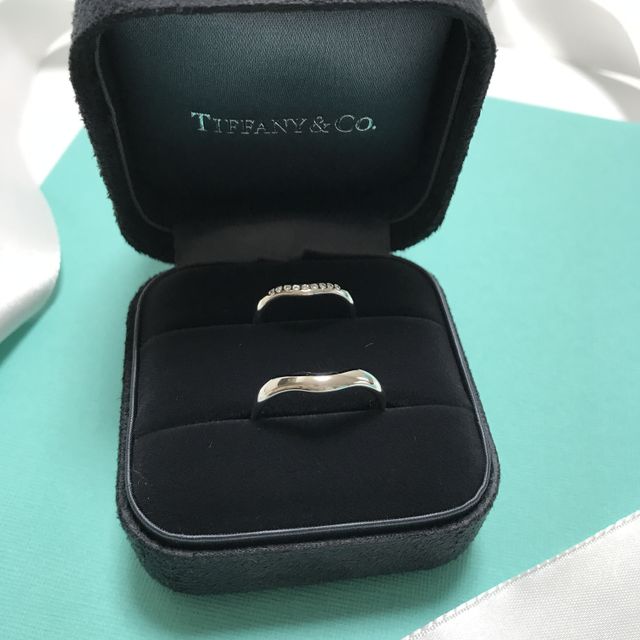 【ティファニー(Tiffany & Co.)の口コミ】 婚約指輪もティファニーだったので、結婚指輪もお揃いのティファニーにす…
