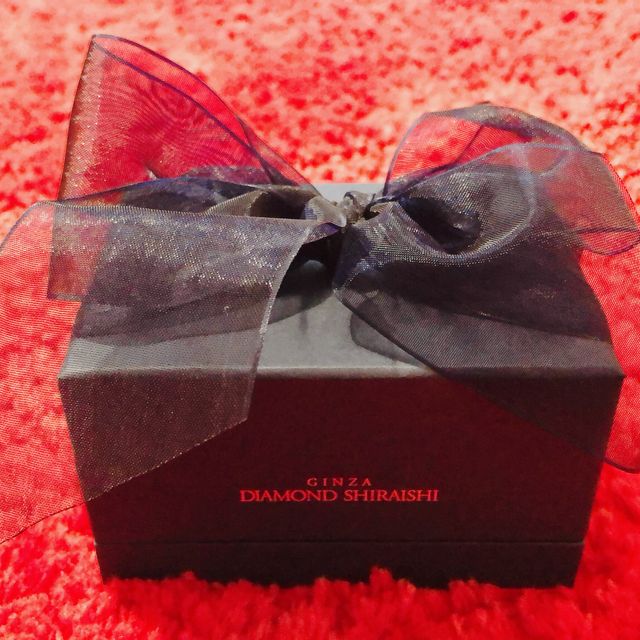 【銀座ダイヤモンドシライシの口コミ】 店員さんの対応がとても良かった！
商品も決め手の1つでしたが、やっぱり…