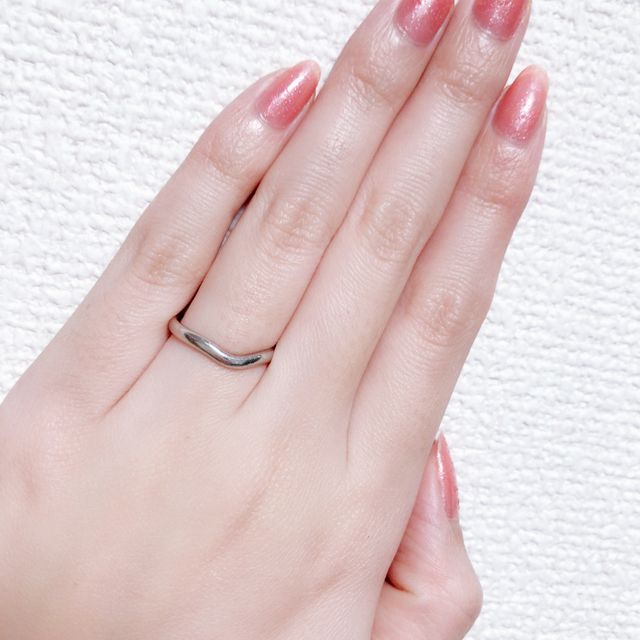 【ティファニー(Tiffany & Co.)の口コミ】 結婚指輪はティファニーがいいと昔から考えていたので、やっと憧れの指輪…