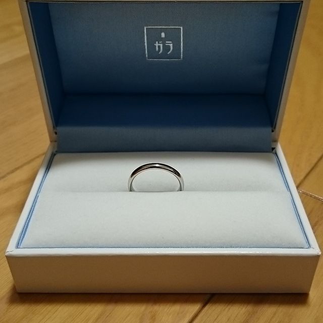 【GALA JEWELRY(ガラジュエリー)の口コミ】 ブランドにこだわりはなく、シンプルな一品を探しておりましたところ、本…
