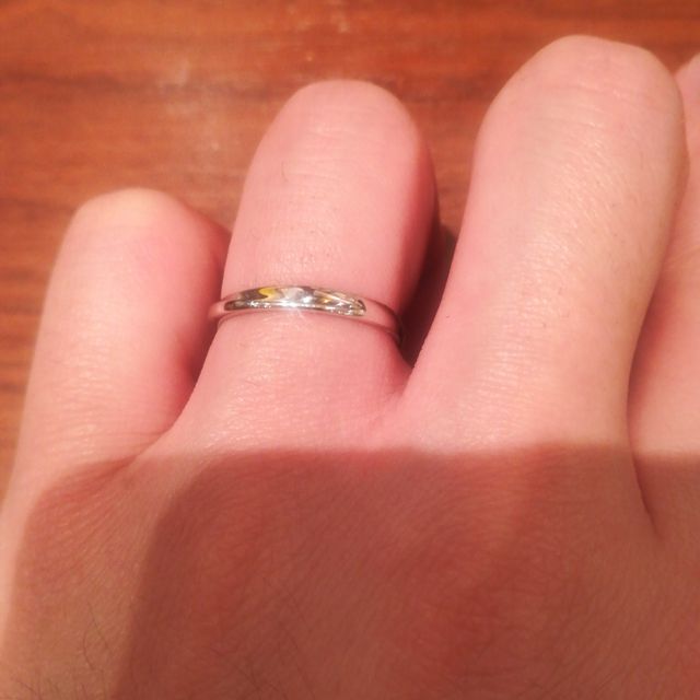 【GALA JEWELRY(ガラジュエリー)の口コミ】 シンプルでハイセンスなでデザインが気に入りました。値段もペアでわかり…