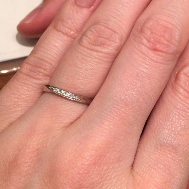 【GALA JEWELRY(ガラジュエリー)の口コミ】 他のブランドも巡り、2人で共通していたのが、①シンプルなストレート②ただ…