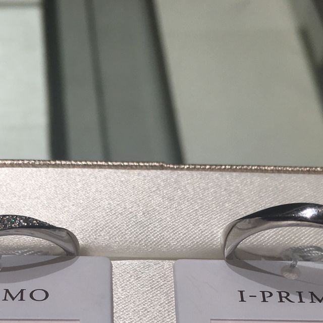 【アイプリモ(I-PRIMO)の口コミ】 とーってもきれいな指輪でした。ダイアモンドも多く入っていてキラキラし…