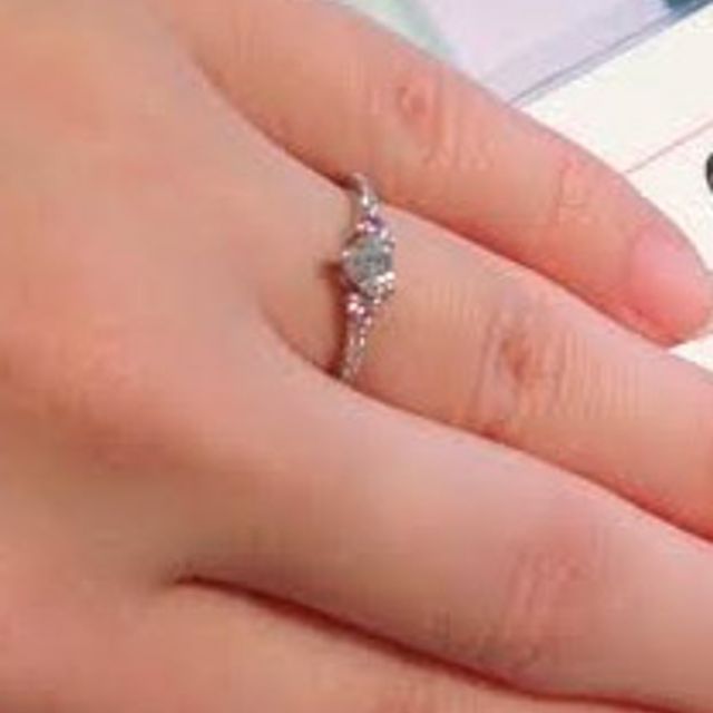 【ジュエリーツツミ(JEWELRY TSUTSUMI)の口コミ】 ハートの形をした指輪も気になっていたので、探していたらデザイン豊富に…