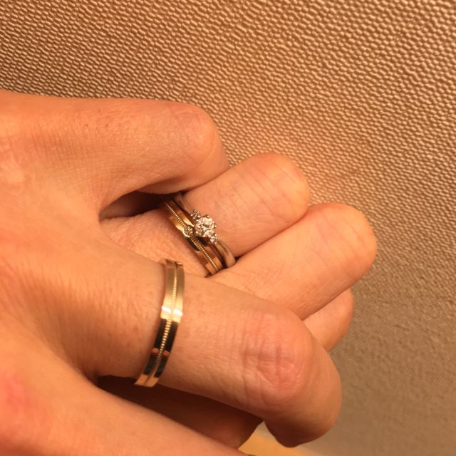 【Honey Bride(ハニーブライド)の口コミ】 ハニーイエローゴールドっていう、金じゃなくてシャンパンゴールドっぽい…