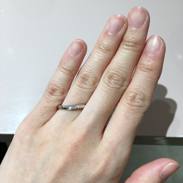 【TRECENTI(トレセンテ)の口コミ】 シンプルで飽きのこないデザインがとても気に入りました！
一石ダイヤのタ…