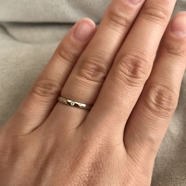 【nocur(ノクル)の口コミ】 シンプルなデザインで探していて見つけました♡
予算を抑えつつあまり豪華…