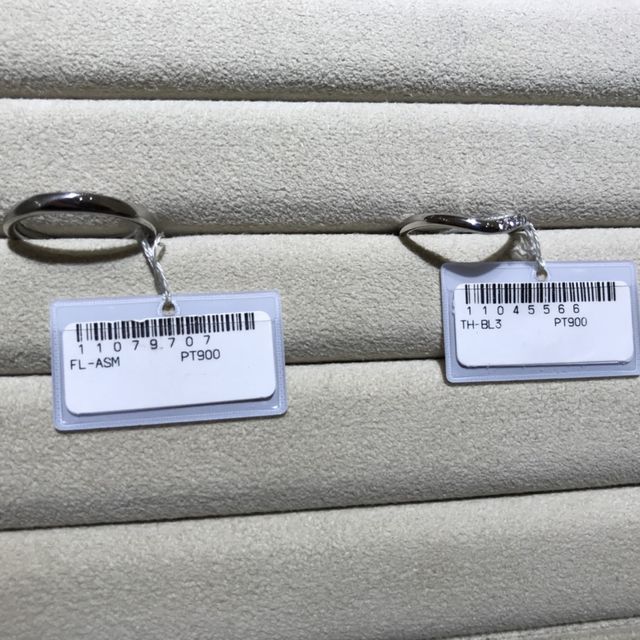 【TRECENTI(トレセンテ)の口コミ】 シンプルで普段使いができるデザインに惹かれました。価格がリーズナブル…