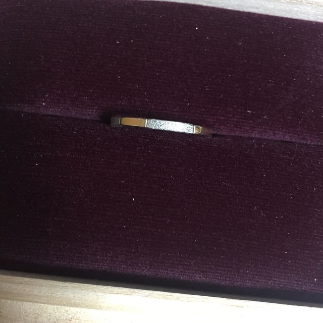 【ichi(イチ)の口コミ】 独特なデザインです。

初めからゴツゴツした部分があるので
使用していく…