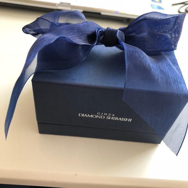 【銀座ダイヤモンドシライシの口コミ】 気になるデザインを１人ずつそれぞれ提案してもらっていたのですが、旦那…