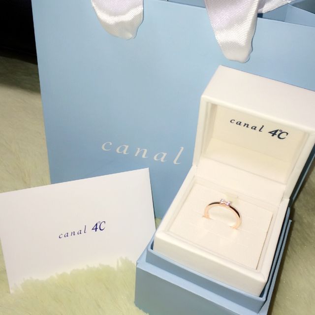 【canal4℃(カナルヨンドシー)の口コミ】 デザインがシンプルで結婚指輪としても使えると思ったから。ピンクゴール…