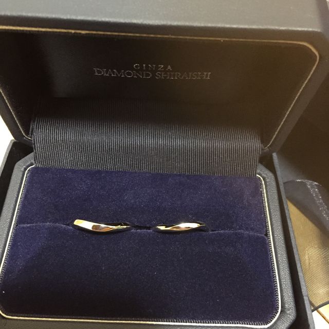 【銀座ダイヤモンドシライシの口コミ】 お互いに指先をよく動かす職業なので、何よりもつけ心地を最優先に考えま…