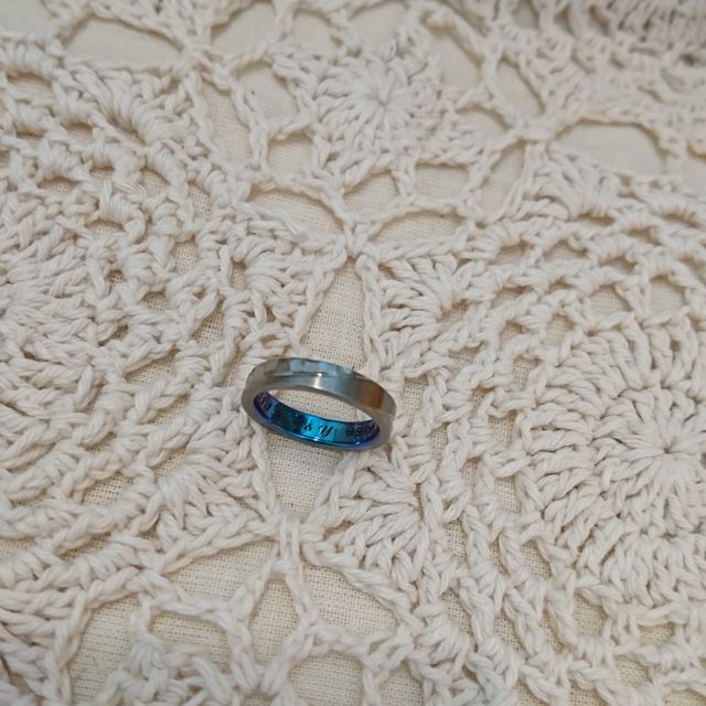 【SORA(ソラ)の口コミ】 極度の金属アレルギーのですが、
SORAさんの指輪は金属アレルギーでも
大…