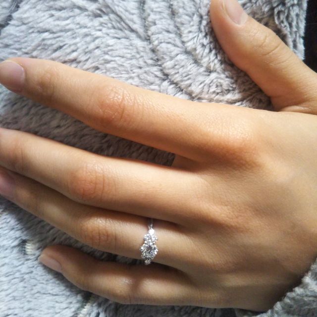 【宝寿堂(ほうじゅどう)の口コミ】 二人でダイヤを選んでいきましたが、お互いが最も良いと思ったものが一致…