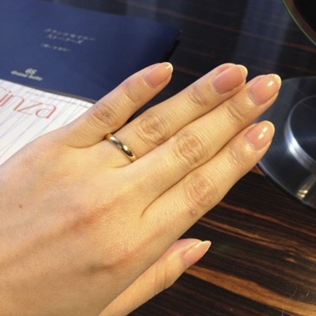 【和光ブライダルブティックギンザの口コミ】 毎日ずっと付け続けるものなので、飽きのこないものが一番だということで…