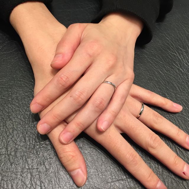 【俄(にわか)の口コミ】 特にメーカーは決めておらず、シンプルなものを探していました。店員さん…