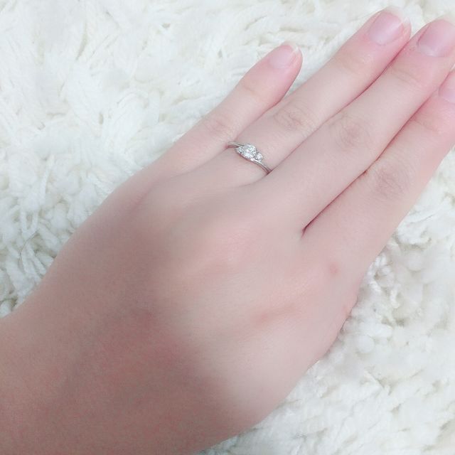 【ラザール ダイヤモンド(LAZARE DIAMOND)の口コミ】 ここに来店する前に2店舗まわりましたが、一番ここのダイヤモンドが虹色に…