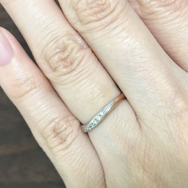 【LEGAN(レガン)の口コミ】 派手すぎずシンプルで、でも少しだけ人とは違うデザインのものを探してい…