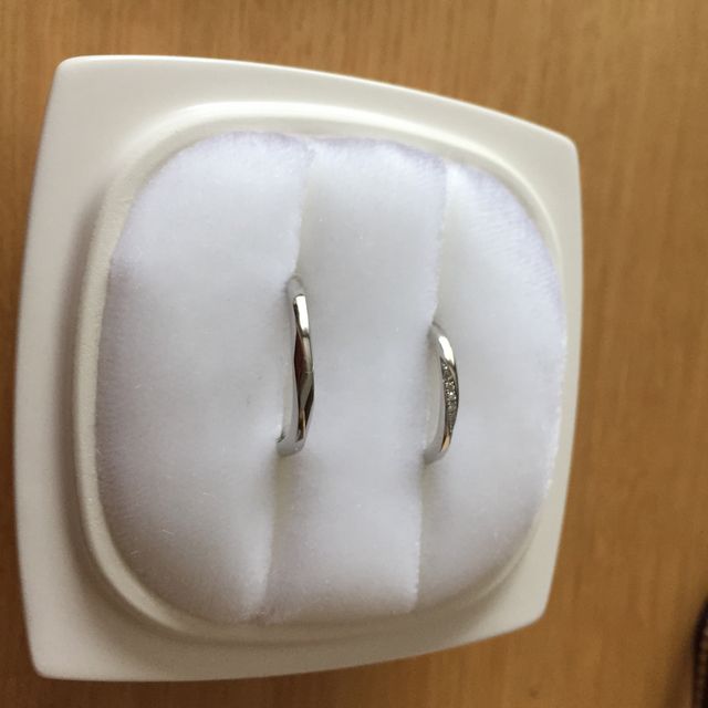 【俄(にわか)の口コミ】 あちこち見てかなり悩んだのですが、やはりデザインが豊富でたくさん選べ…