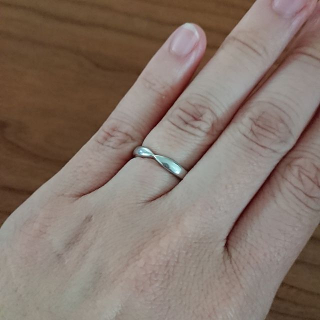 【ティファニー(Tiffany & Co.)の口コミ】 一生使うものということで、後悔のないようにしたいという思いで選びまし…