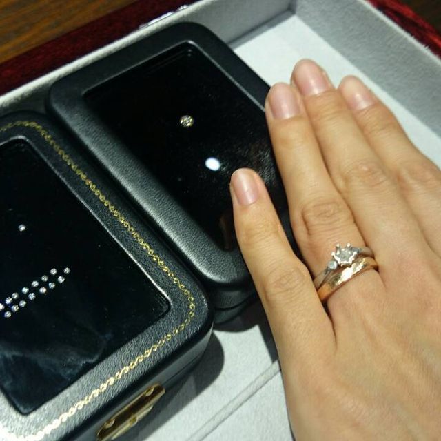 【TANZO.(鍛造指輪)の口コミ】 鍛造製法で指輪を一つ一つ職人さんが作ってくださること。
フルオーダーで…