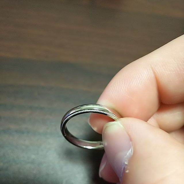 【銀座ダイヤモンドシライシの口コミ】 保証が永久というのがかなり魅力的で、一般的にはサイズ変更したりすると…