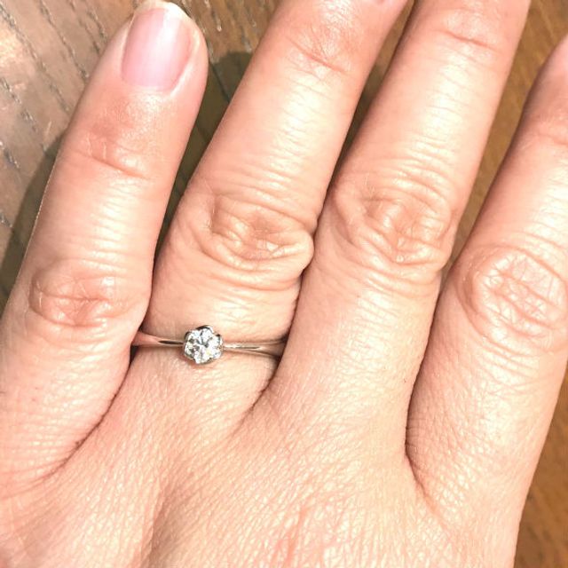 【TRECENTI(トレセンテ)の口コミ】 ダイヤモンドの輝き方が他と比べて非常にきれいだと思いました。また、花…