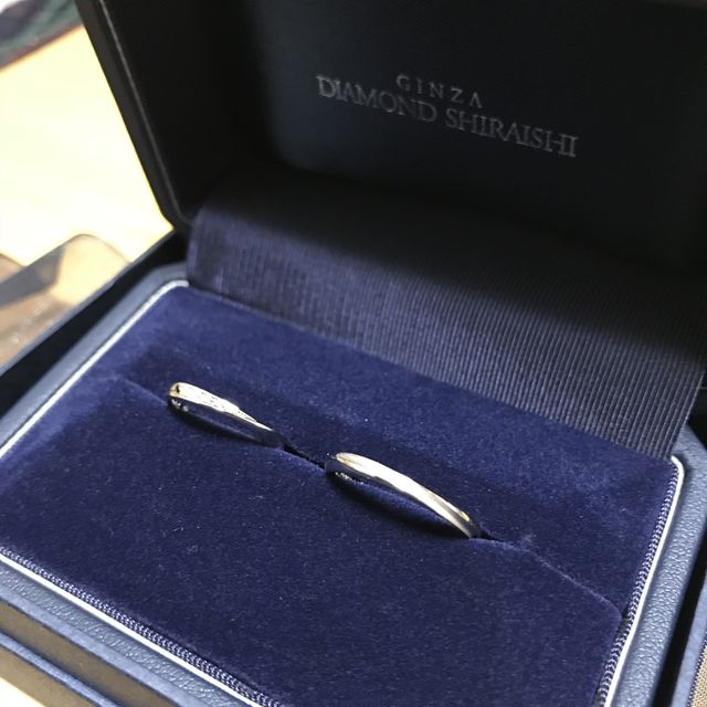 【銀座ダイヤモンドシライシの口コミ】 非常に豊富なデザインの中から選ぶ事が出来、他では見た事の無い一部マッ…