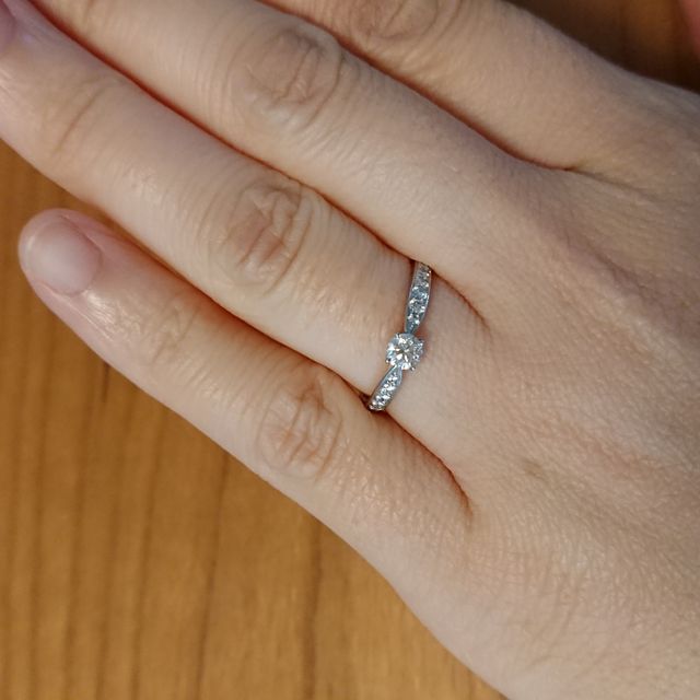 【ティファニー(Tiffany & Co.)の口コミ】 主人がサプライズで選んでくれていたのですが、デザインが私好みだと思っ…