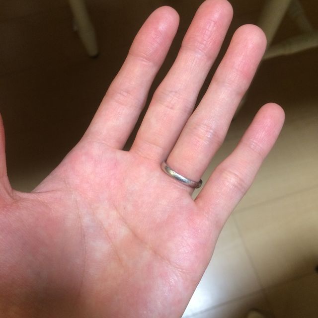 【ギンザタナカブライダル(GINZA TANAKA BRIDAL)の口コミ】 婚約指輪を買わない代わりに結婚指輪にはダイヤがついているものを希望し…