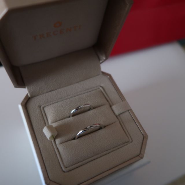 【TRECENTI(トレセンテ)の口コミ】 付け心地はもちろんのこと、ウェーブが良かった私と、ストレートが良かっ…