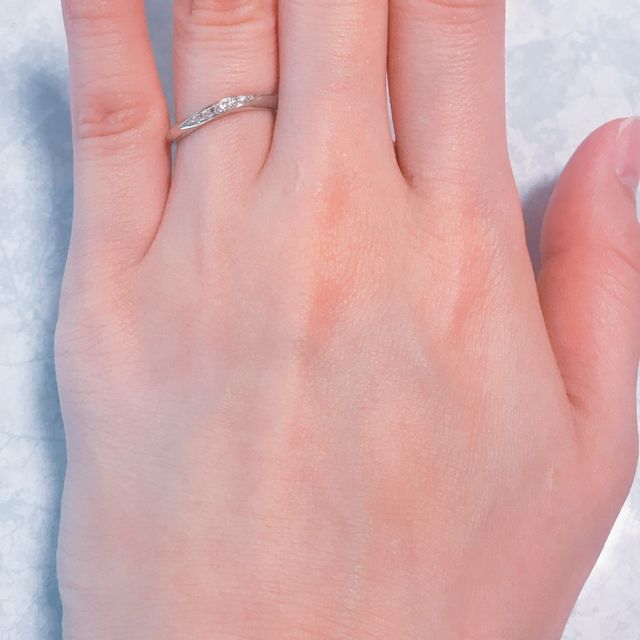 【LUCIE(ルシエ)の口コミ】 一真堂さんのホームページを見て、LUCIEか俄の結婚指輪にしたいと決めてい…