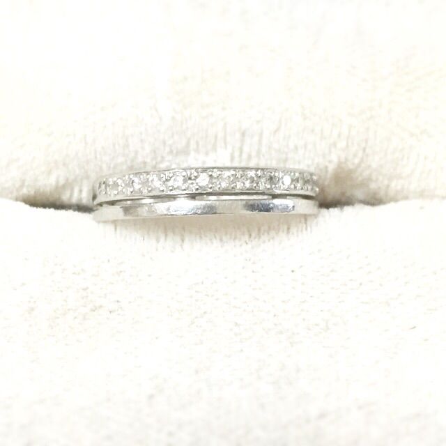 【STAR JEWELRY(スタージュエリー)の口コミ】 ペアリングで見たときに主人が唯一気に入っていたデザインでした。ストレ…