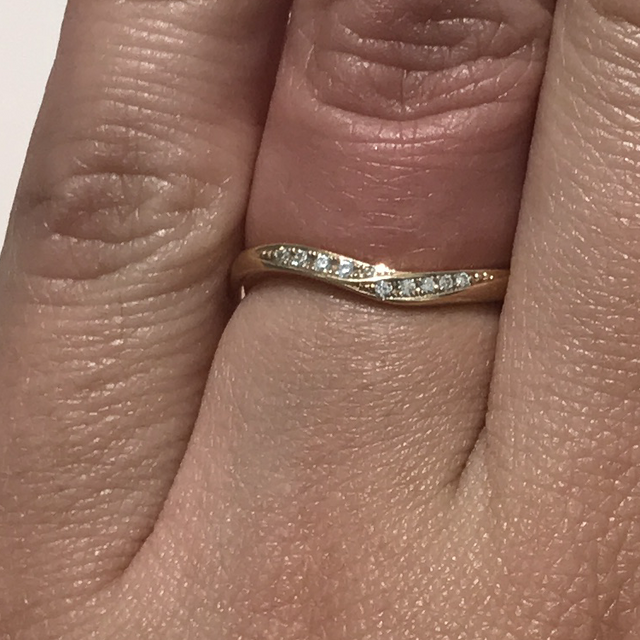 【TRECENTI(トレセンテ)の口コミ】 ウェーブのプラチナと決めていましたが、試着してみて一目惚れしました。
…