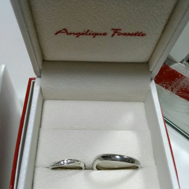 【アンジェリックフォセッテ(Angelique Fossette)の口コミ】 この先ずっとつけるものなので、とにかくつけ心地を重視致しました。お値…