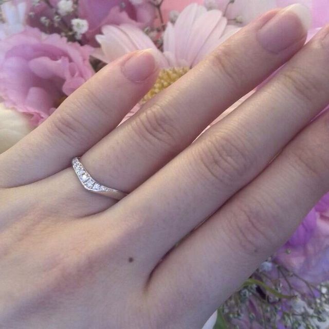 【アイプリモ(I-PRIMO)の口コミ】 デザインと指の馴染みが良かったのでこれに決めました。
沢山のリングを試…