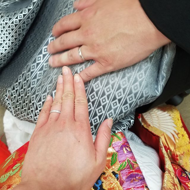 【PILOT BRIDAL(パイロットブライダル)の口コミ】 きらきらと輝くデザインにひとめぼれしました。
誕生石が無料で入るのも魅…