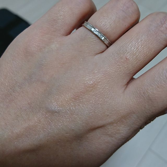 【PILOT BRIDAL(パイロットブライダル)の口コミ】 ブライダルリング購入にあたってまず素材をどうするか悩んでいました。
ピ…