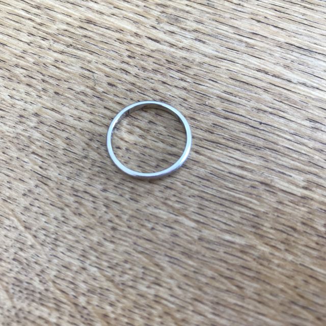 【ティファニー(Tiffany & Co.)の口コミ】 結婚指輪にこだわりもなく、夫婦揃ってアクセサリーを見つける習慣がなか…