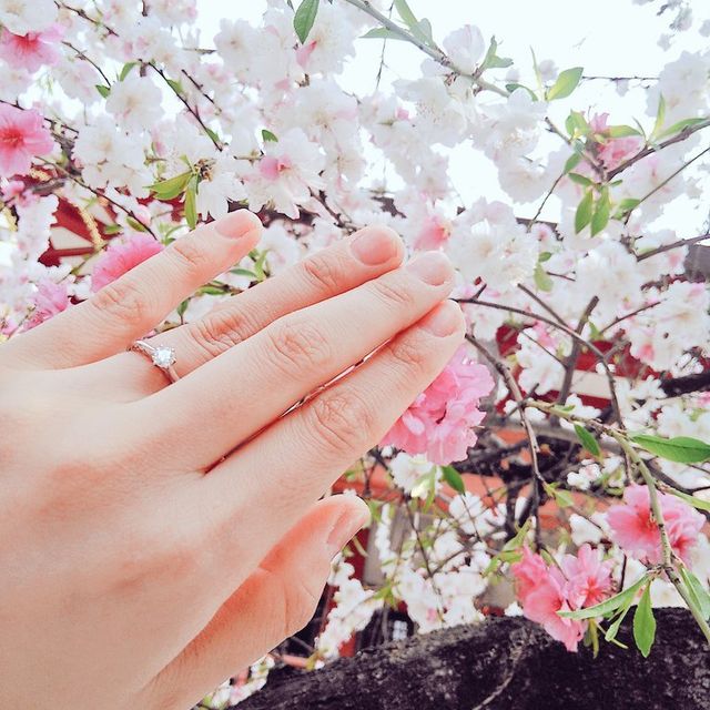 【エクセルコダイヤモンド(EXELCO DIAMOND)の口コミ】 ゼクシィで見てデザインが素敵で一目惚れ。他のブランドも見てから、実際…