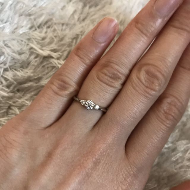 【銀座ダイヤモンドシライシの口コミ】 店舗に初めて行ったときは何もデザイン考えずに行ったのですが、たくさん…