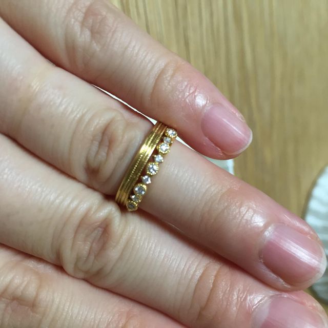 【agete(アガット)の口コミ】 特別な時はもちろんカジュアルにでも合わせやすい。シンプルなようで細か…