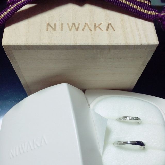 【俄(にわか)の口コミ】 デザインに一目惚れしたのはもちろんなんですが、「綺麗」のコンセプトの…